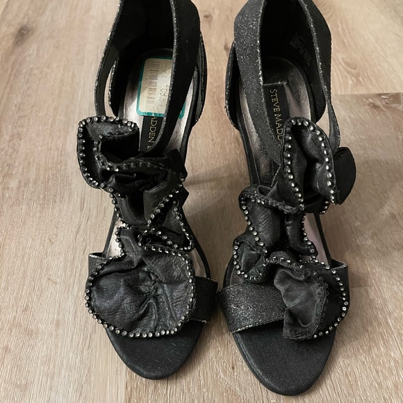 Steve Madden Shoes - NWOB Steve Madden Luxe Open Toe Heels